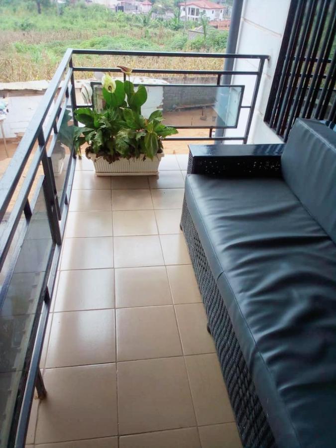 Appartement 2 chambres résidence privée Yaoundé Extérieur photo